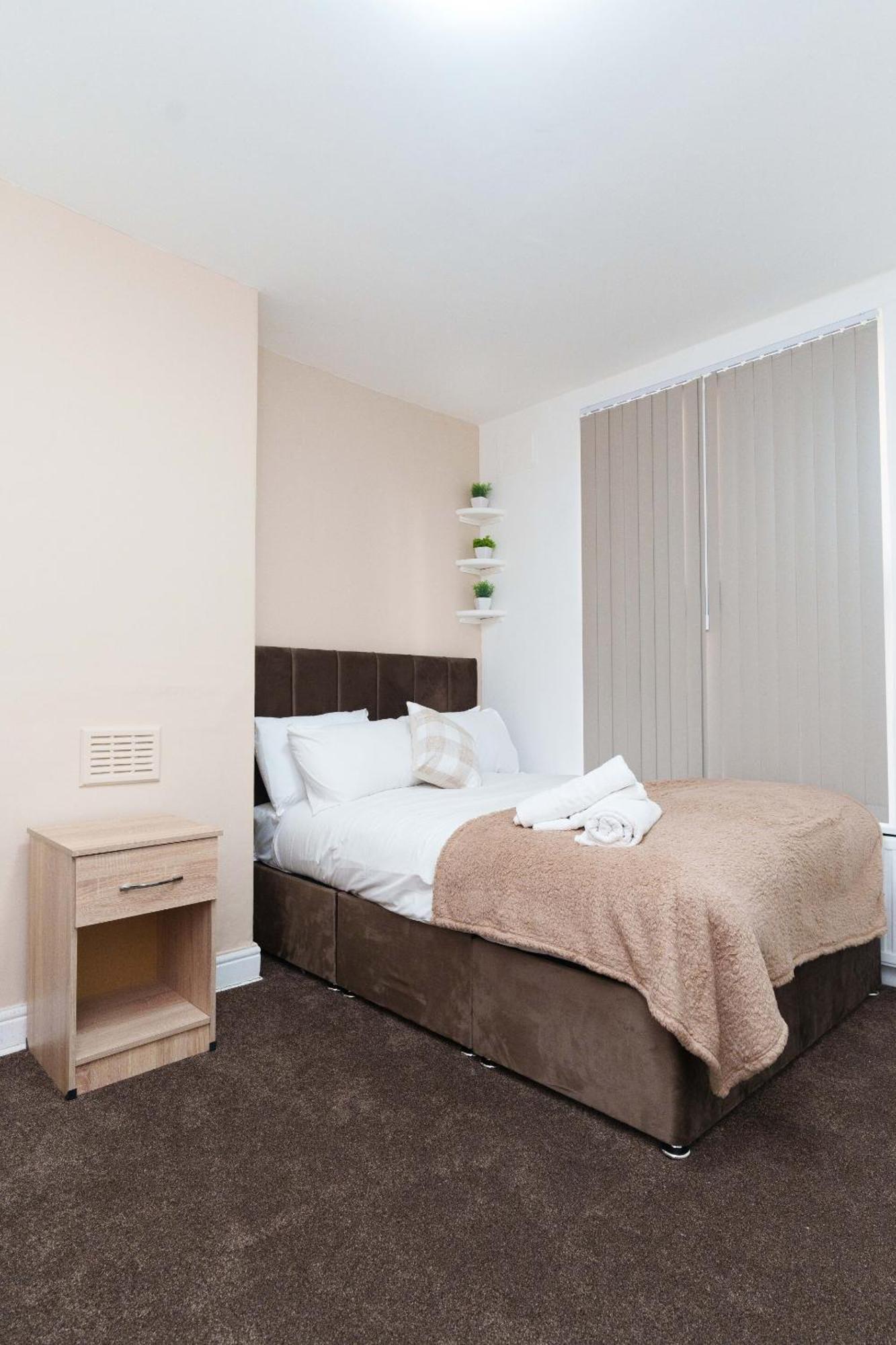 Rio House - 2 Miles From Central Leeds Villa Leeds  Ngoại thất bức ảnh